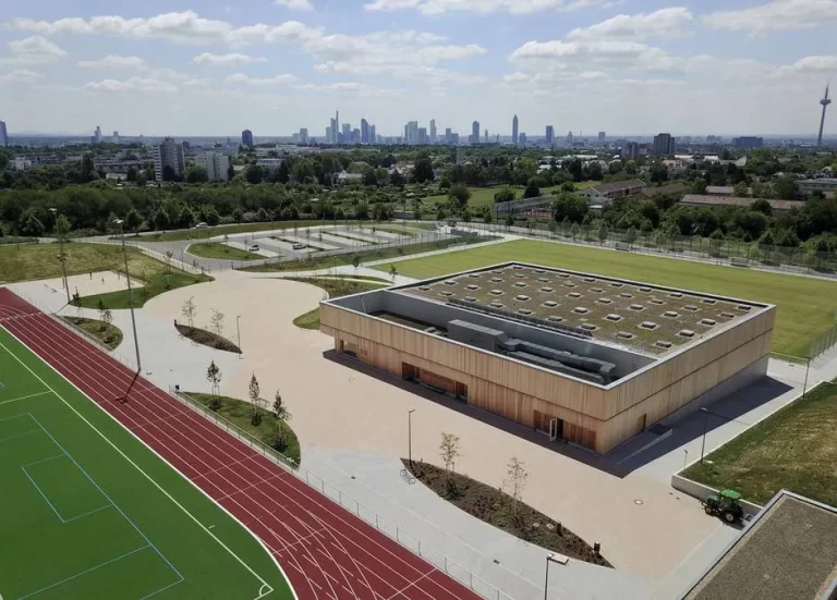 Radno vrijeme sportskih terena i klizališta u Frankfurtu za Uskrs 2026